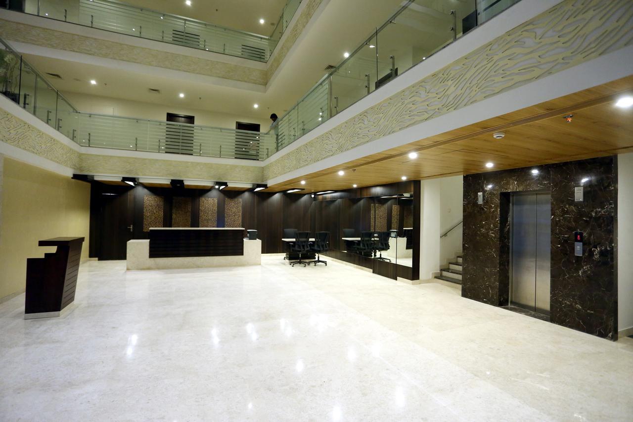 Hotel Solitaire Rāipur Exterior foto